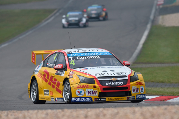 Tom Coronel WTCC Nurburgring 2015 front action