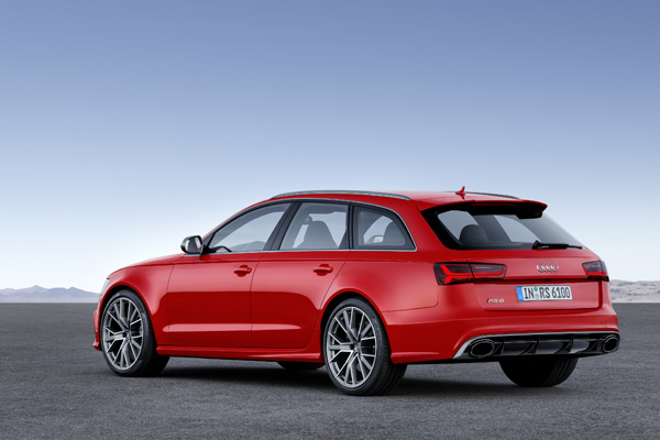 Audi RS6 Avant performance back
