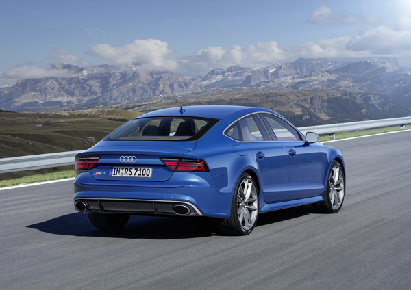 Audi RS7 Sportback performance dynamic back