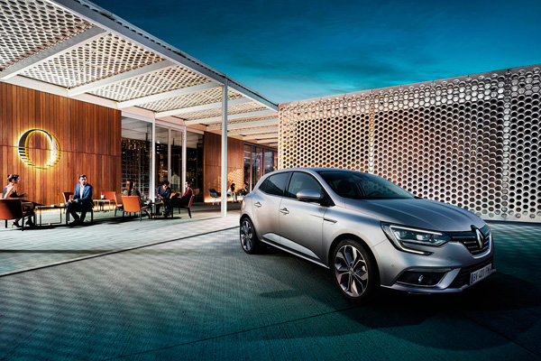 Nieuwe Renault Megane grey 3kwfront