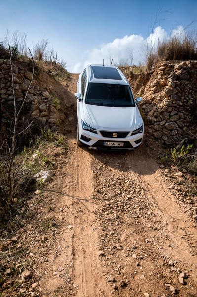 SEAT Ateca white action offroad