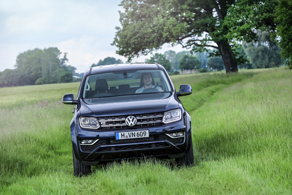 VW Amarok front