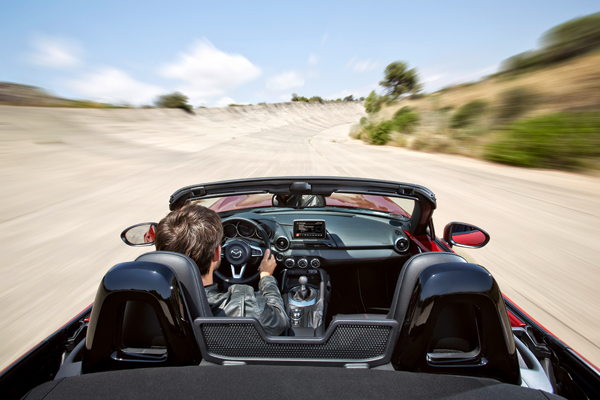 MX-5 2015 interior dynamic