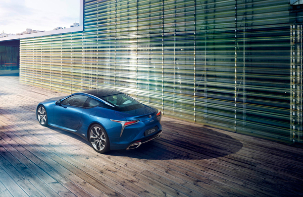 Lexus LC 500h back still