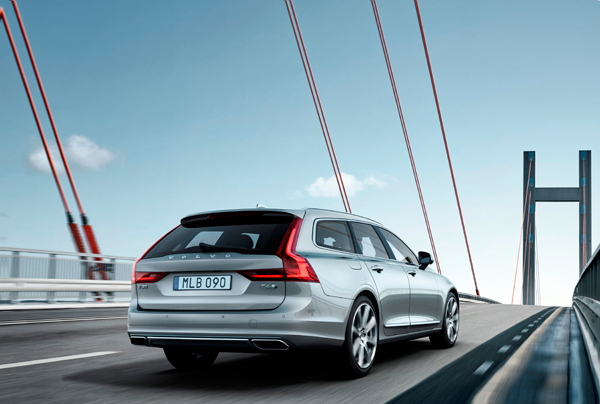 Volvo V90 3kw Rear dynamic