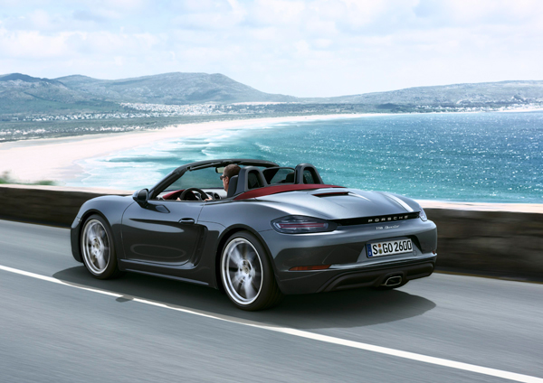 Porsche 718 boxster black 3kwback dyn