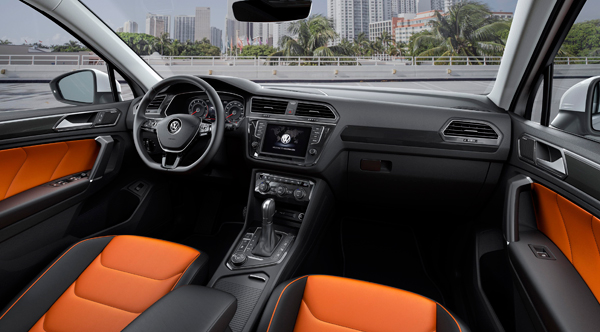 Volkswagen Tiguan R-Line interieur