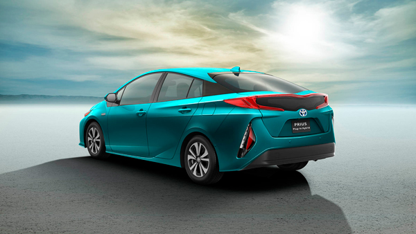 Toyota Prius Plug-in Hybrid 3kwback