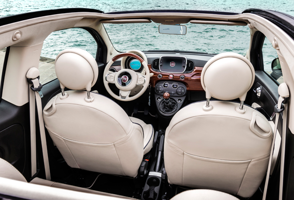 Fiat 500 Riva interieur