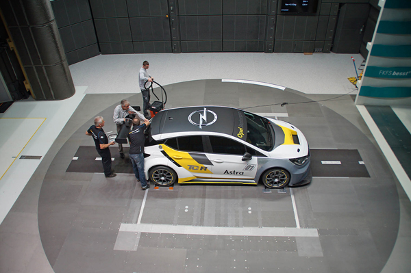 Opel Astra TCR windtunnel top