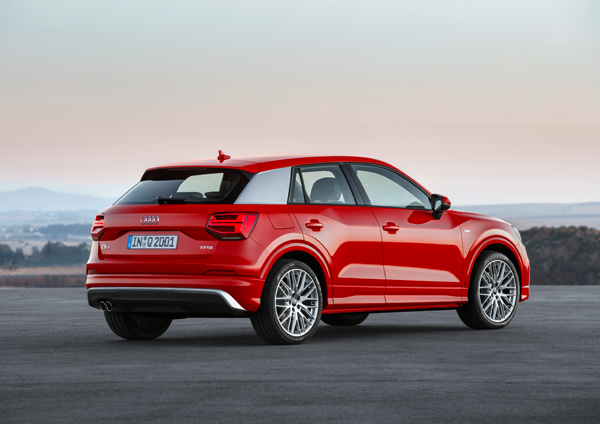 Audi Q2 red 3kwback