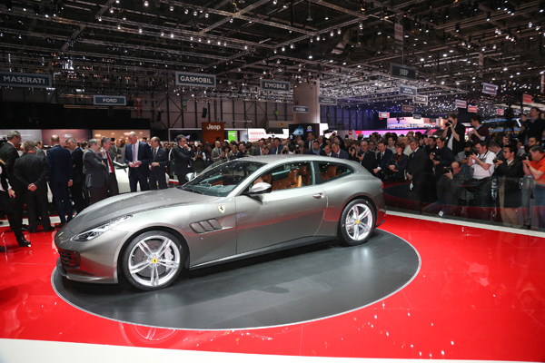 Ferrari GTC4 Lusso 3kw Geneve