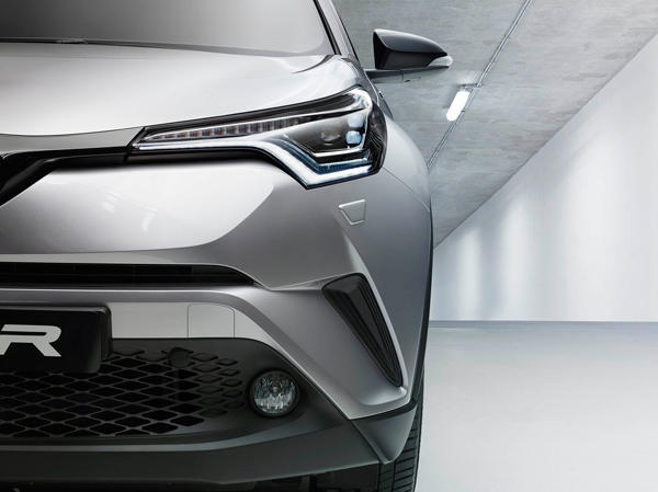 Toyota C-HR Geneva front detail