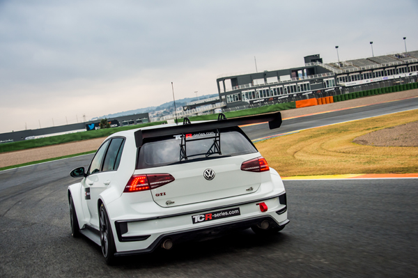 VW Golf GTI TCR 3kwback2