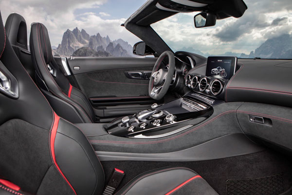 Mercedes AMG GT Cabrio interieur