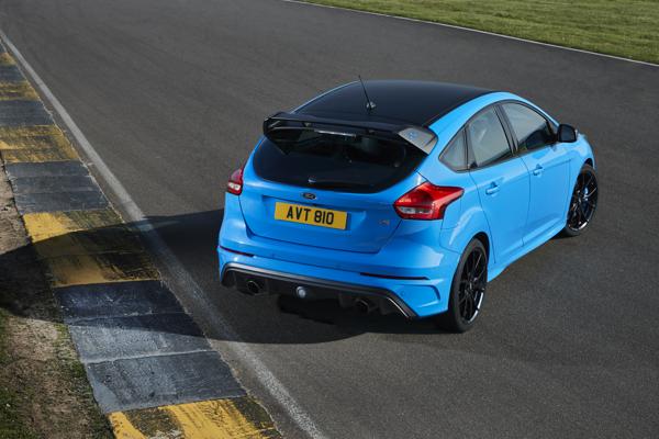 Ford-Focus-RS-groningen-01