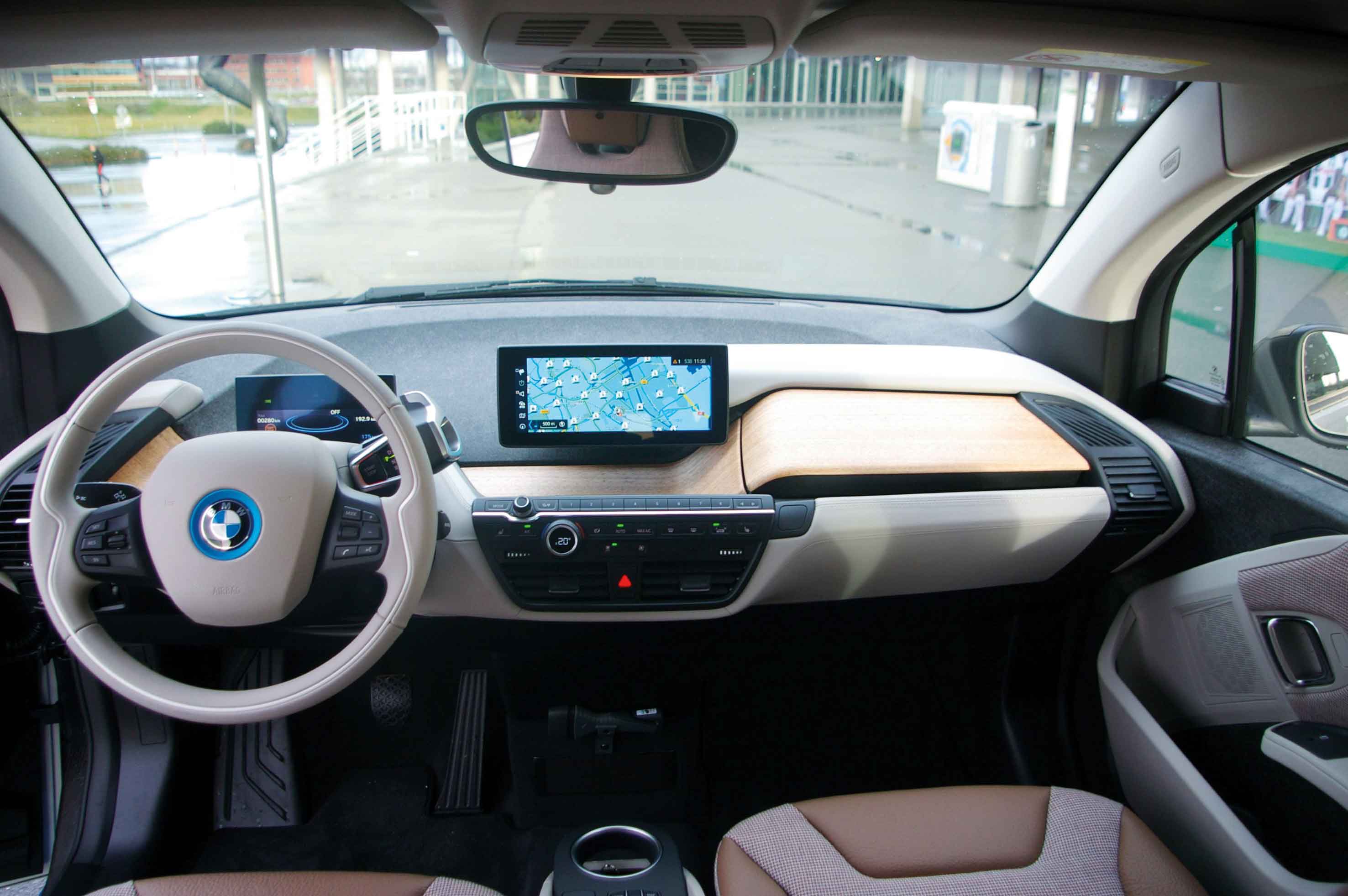 BMW-i3-interieur-01