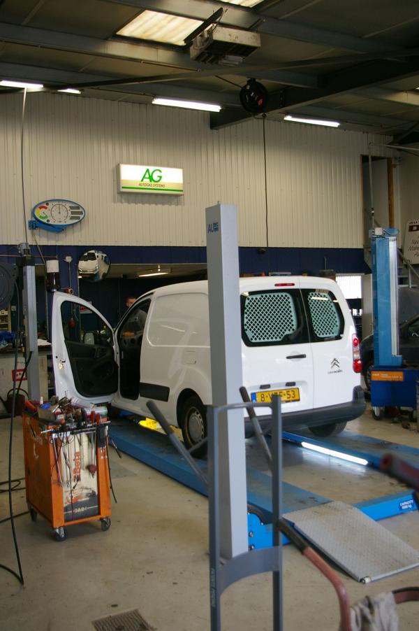 Autoservice DMI-03-web