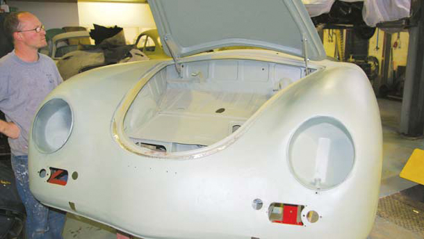 Porsche 356A deel2 neus restauratie