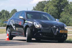 Alfa Romeo Giulietta slalom