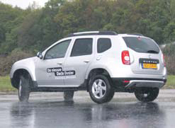 Dacia Duster test slipvlak