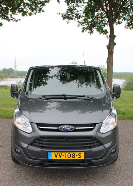 Ford Transit Custom front