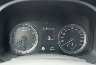 Hyundai Tucson clocks