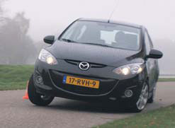Mazda2 BiFuel test slalom