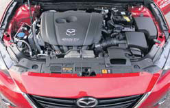 Mazda3 testverslag motorcompartiment