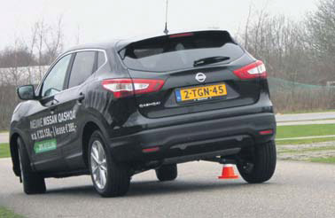 Nissan Qashqai 2014 testverslag slalom