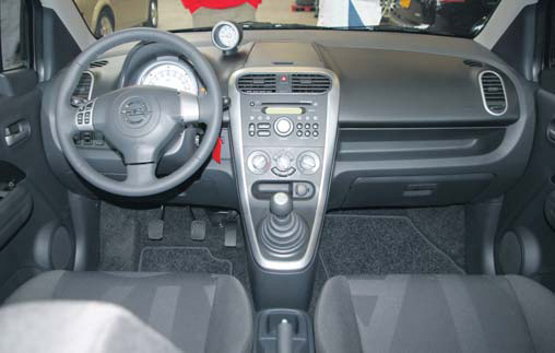 Opel Agila 1.0 Edition test interieur