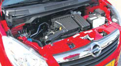 Opel Agila 1.0 Edition test motorcompartiment
