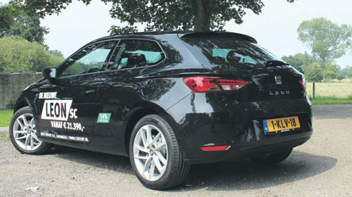 SEAT Leon SC back