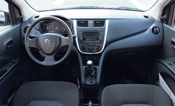 Suzuki Celerio test interieur