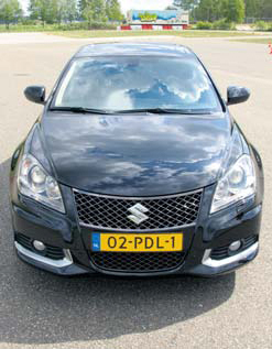 Suzuki Kizashi test exterieur