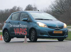 Toyota Yaris test slalom