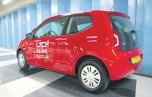 Volkswagen up rij impressie back