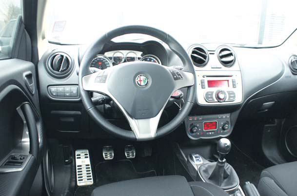 New Alfa Romeo MiTo MultiAir interieur