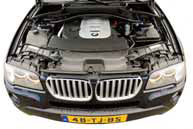 BMW-X3-test-motorcompartiment