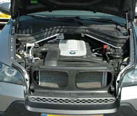 BMW X5 test motorcompartiment