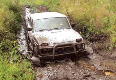 LADA Niva test bagger