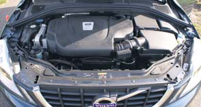 Volvo XC60 test motorcompartiment