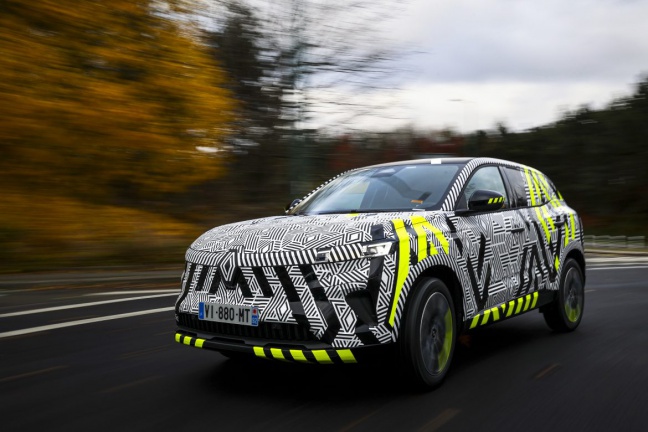 Als een klant achter het stuur van de nieuwe Renault Austral