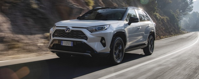 De nieuwe Toyota RAV4: helemaal SUV, helemaal hybride