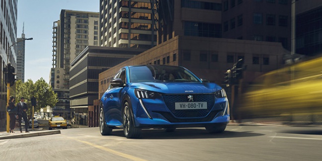 De nieuwe PEUGEOT 208 'Car of the Year 2020'