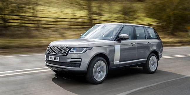 RANGE ROVER met MILD-HYBRID TECHNOLOGIE en ZES-IN-LIJN BENZINEMOTOR