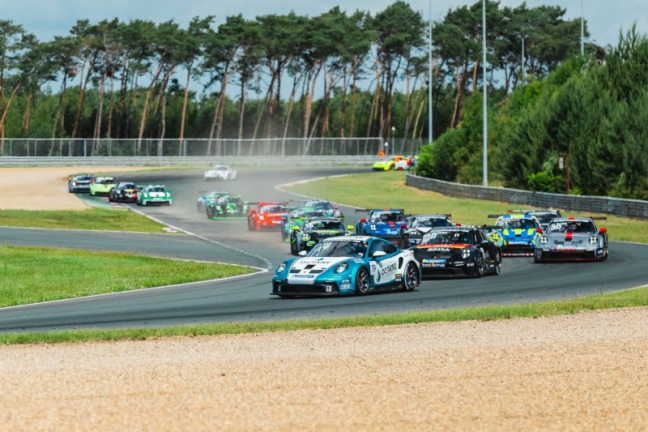 Nederlanders scoren goed in eerste seizoenshelft internationale Porsche-merkencups