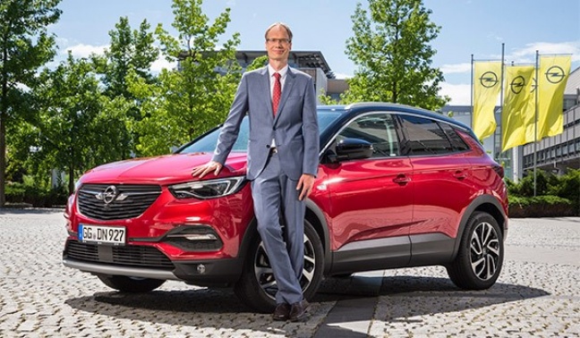 120-jarig jubileum en elektrische modellen: Opel kijkt vooruit naar 2019