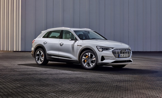 Audi komt met nieuwe versie van e-tron SUV