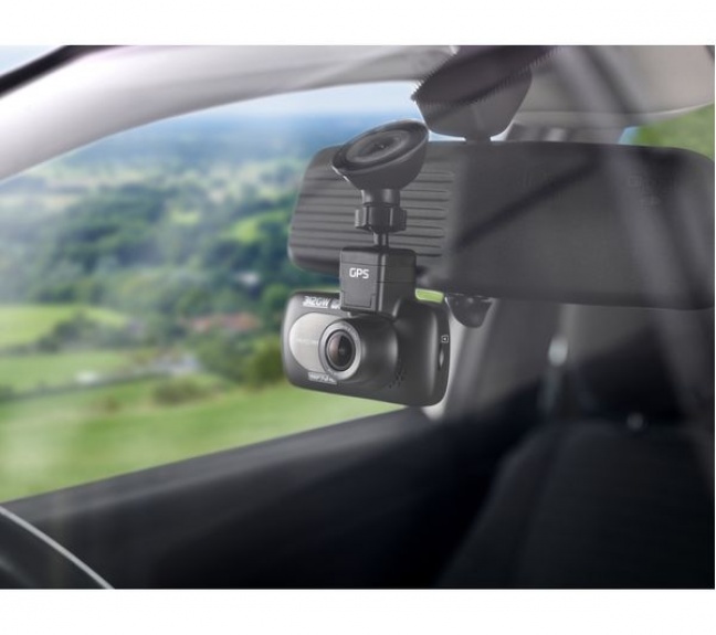Beelden dashcam steeds vaker opgevraagd door verzekeraars,